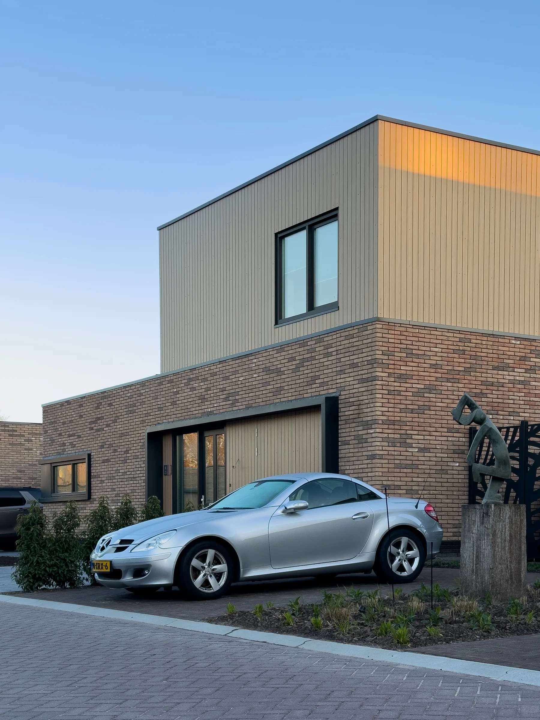 De Morra — Twee materialen, één woning